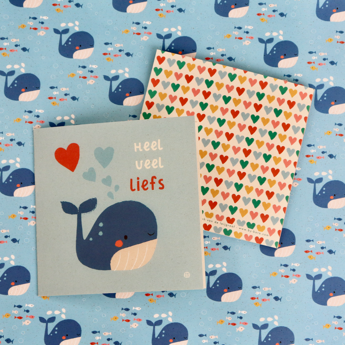 Walvis - Veel Liefs- gevouwen wenskaart met envelop (kopie)